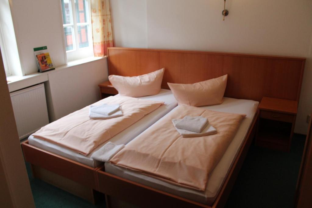 La Rustica Altstadthotel Wernigerode Bagian luar foto